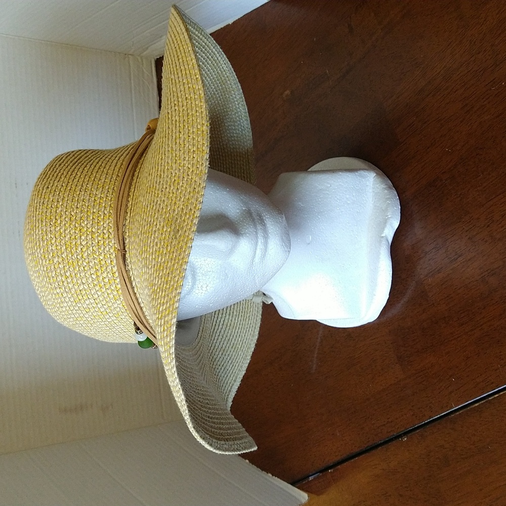 VGUC. Vintage Sunday afternoon wide rimmed hat.